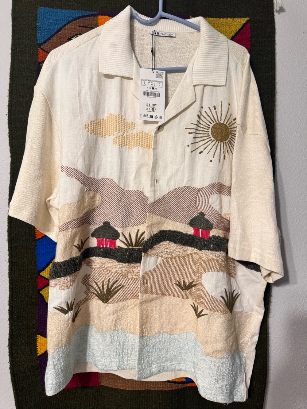 Zara embroidered men’s shirt. Size large. NWT